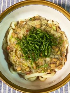 梅めかぶおろし納豆うどん-レシピのメイン写真