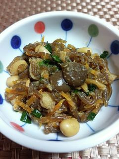 ★大豆と糸こんにゃくのごま油炒め煮♪-レシピのメイン写真