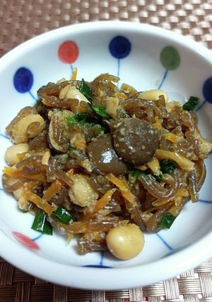 ★大豆と糸こんにゃくのごま油炒め煮♪-レシピのメイン写真