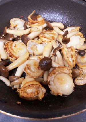 簡単!ベビーホタテとしめじの炒め物-レシピのメイン写真