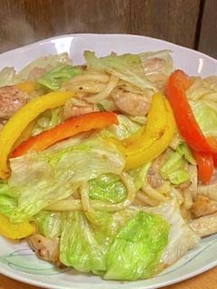 パプリカとレタスの焼きうどん-レシピのメイン写真