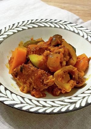 ハリッサバ缶でトマト煮込み-レシピのメイン写真