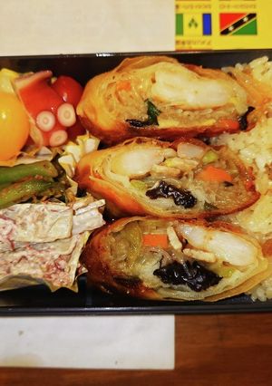 エビ春巻　鶏ごぼうご飯弁当-レシピのメイン写真