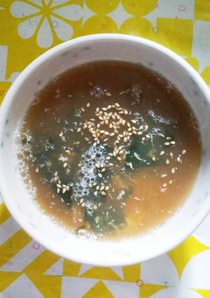 黄身乗せ丼のおともに！卵の白身の和スープ-レシピのメイン写真