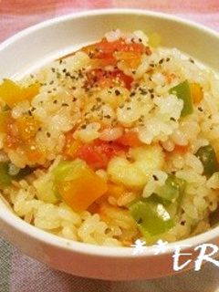 お鍋で作るトマト入りエビピラフ~♪♪-レシピのメイン写真