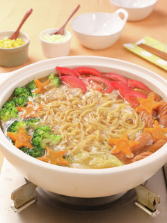 カラフル野菜の煮込みラーメン鍋-レシピのメイン写真