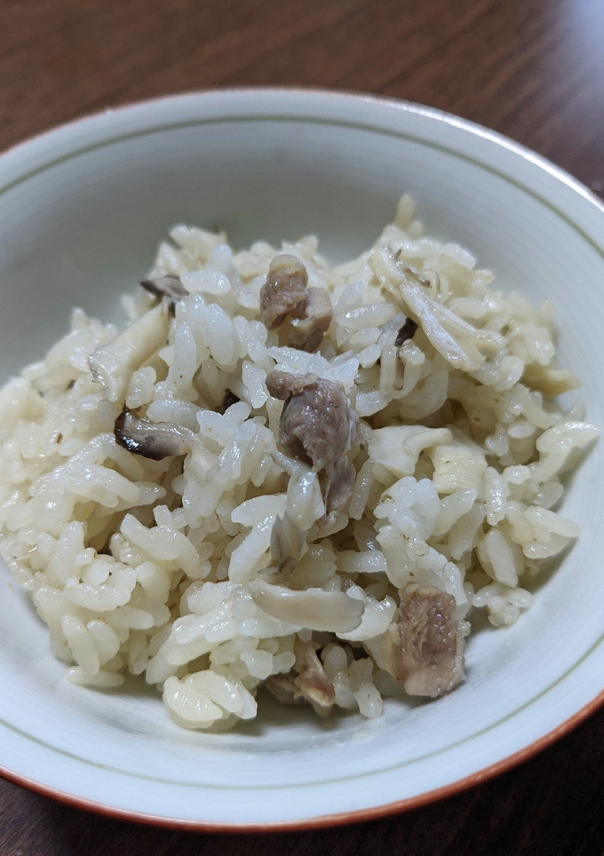 きのこが香る炊き込みご飯-レシピのメイン写真