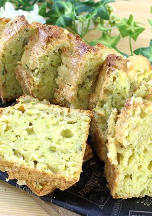 ふっわふわ♡ズッキーニのパウンドケーキ-レシピのメイン写真