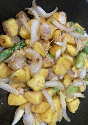 ジャガイモ玉葱アスパラのカレーマヨ炒め-レシピのメイン写真