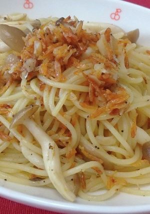 しめじと桜エビの白だし和風パスタ-レシピのメイン写真