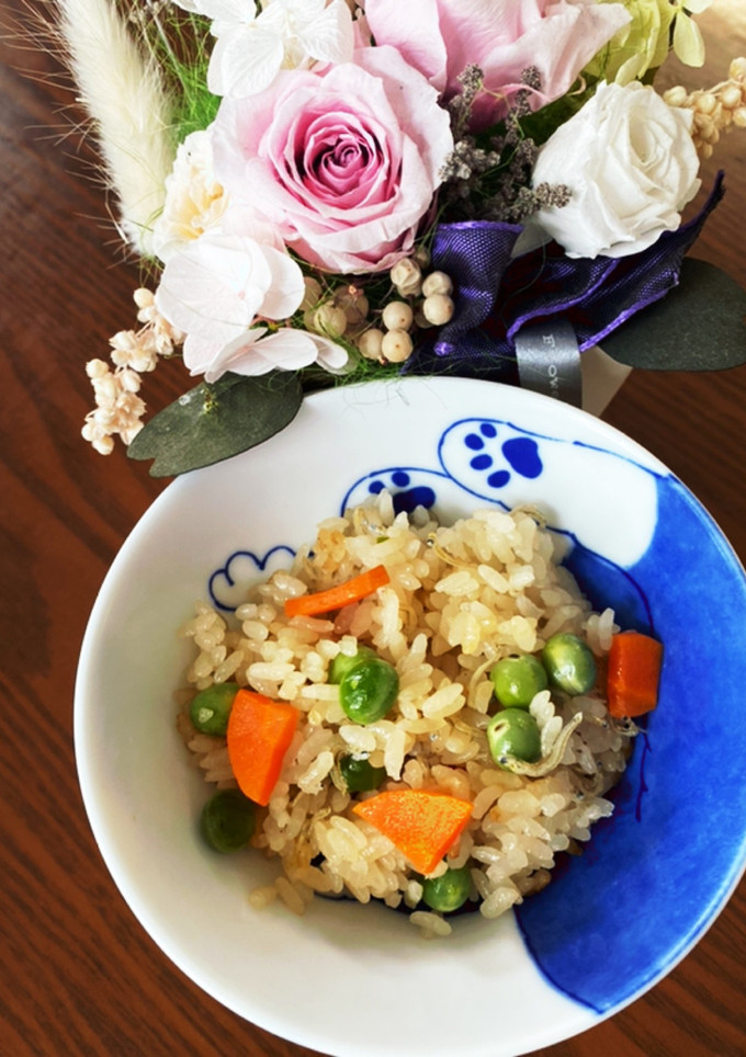えんどう豆とじゃこの炊き込みご飯-レシピのメイン写真