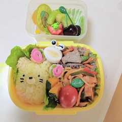 รูปของ 記録用 簡単すみっコぐらしキャラ弁
