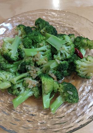ブロッコリーの中華風炒め-レシピのメイン写真