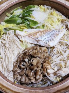 野菜たっぷり水炊きたらの鍋257kcal-レシピのメイン写真