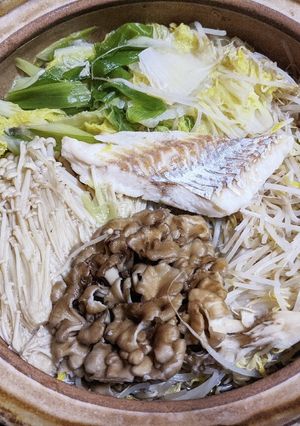 野菜たっぷり水炊きたらの鍋257kcal-レシピのメイン写真