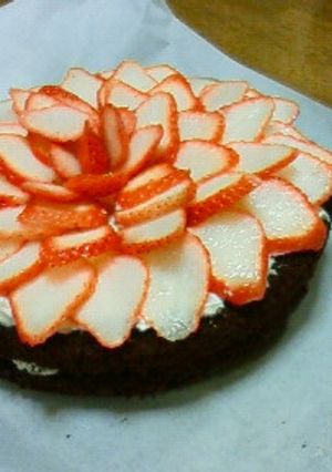 いちごと生クリームのチョコレートケーキ-レシピのメイン写真