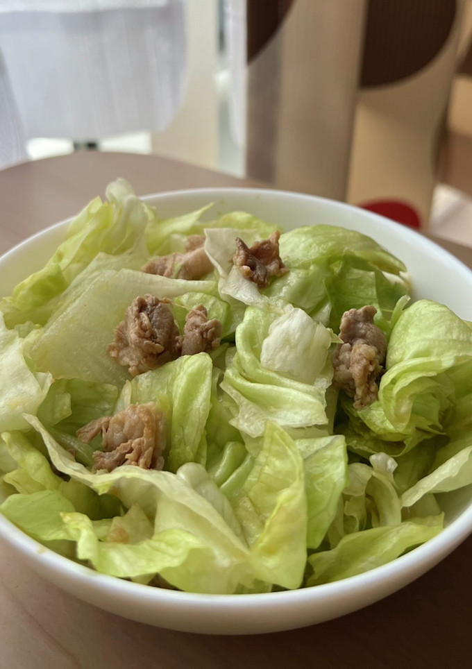 レタスと豚肉の和風サラダ-レシピのメイン写真