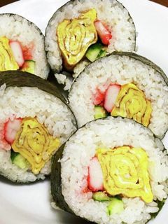 ボリューム満点! 卵焼きの巻寿司 恵方巻-レシピのメイン写真