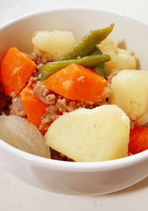 煮崩れ知らず☆うちの肉じゃが-レシピのメイン写真