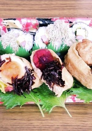 助六弁当→転生→キツネ3匹(稲荷寿司)-レシピのメイン写真