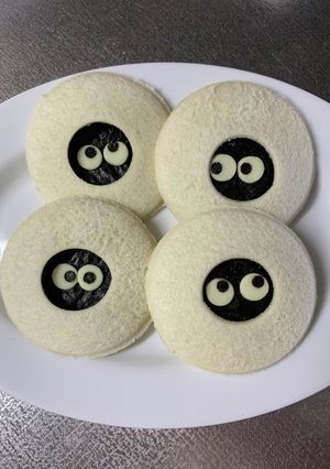 ランチパック風＊まっくろくろすけ-レシピのメイン写真
