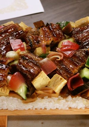 映える♪焼きアナゴのバラ寿司【食遺産】-レシピのメイン写真