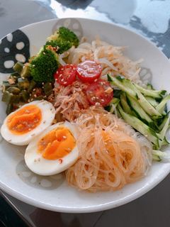 ピリ辛サラダうどん-レシピのメイン写真