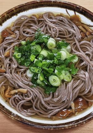 うどんスープでなめこそば 202kcal-レシピのメイン写真