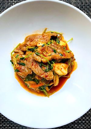 豆苗で豚カルビキムチ-レシピのメイン写真