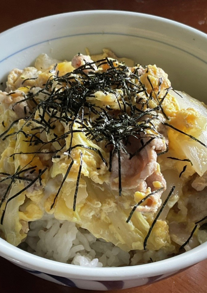 簡単！豚こま肉と白菜の卵とじ丼♬-レシピのメイン写真