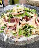 鰹のたたきに新生姜とサウザンアイランド♪