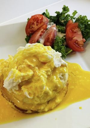 エッグベネディクト-レシピのメイン写真