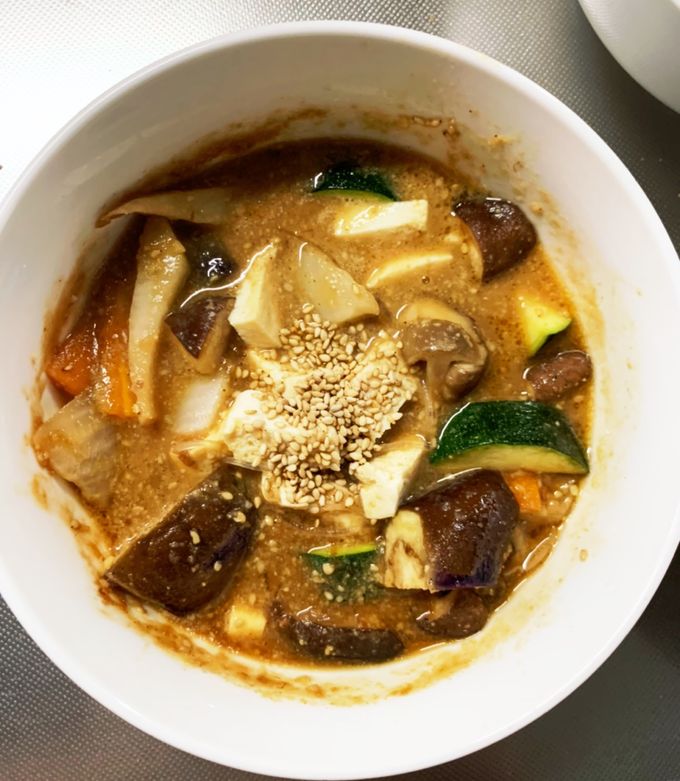 レンジ肉無豆腐茄子椎茸肉味噌丼味八宝菜風 by beroneete