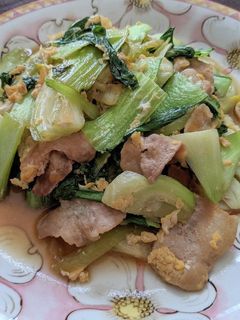 チンゲン菜と豚バラ肉と玉子の中華炒め-レシピのメイン写真