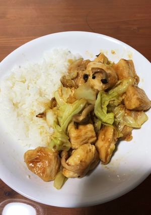 キャベツ、ぶなしめじ、鶏胸肉の炒め物-レシピのメイン写真