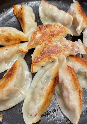 【ストウブ】餃子の焼き方【ブレイザー】-レシピのメイン写真
