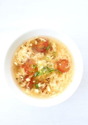 サッと作れる【トマトと卵の中華スープ】-レシピのメイン写真