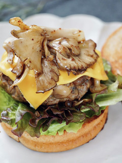 きのこ好きのためのハンバーグサンド-レシピのメイン写真