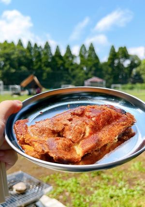 キャンプ飯★チーズエッグカレーパン-レシピのメイン写真