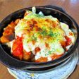 魚とジャガイモ団子のトマト煮オン焼チーズ