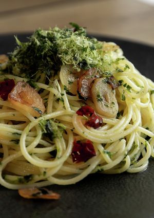 八丈島の明日葉削り節でペペロンチーノ-レシピのメイン写真