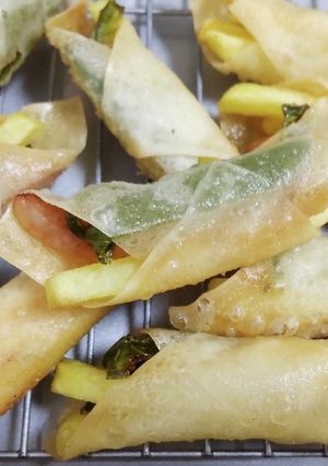 サクッと軽い食感♪巻きワンタン揚げ-レシピのメイン写真