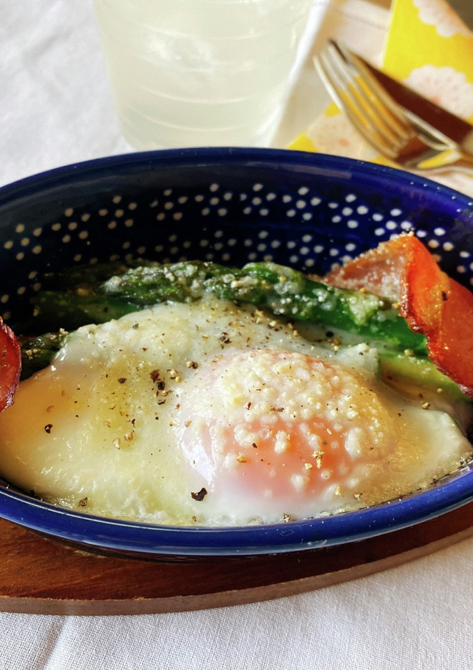 とろっと卵&アスパラ　ベーコンの塩味と！-レシピのメイン写真