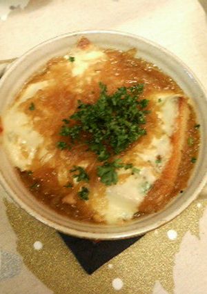 食パンでオニオングラタンスープ♪-レシピのメイン写真