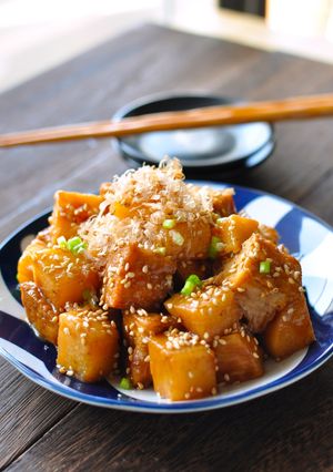 おうち居酒屋。厚揚げと山芋のコロコロ焼き-レシピのメイン写真
