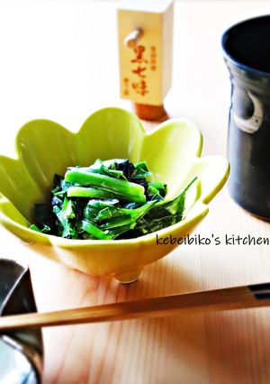 ニラのレンジ蒸しが美味しいワカメ和え-レシピのメイン写真