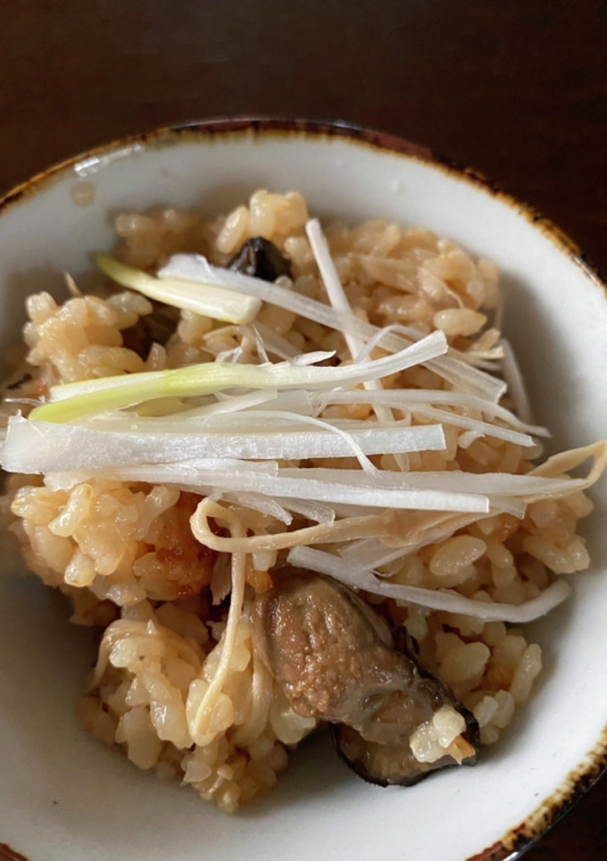 【超簡単】業スーの燻製牡蠣缶詰で牡蠣ご飯-レシピのメイン写真