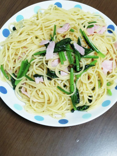 ほうれん草とベーコンのペペロンチーノ風-レシピのメイン写真