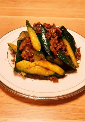 簡単♪きゅうりと牛肉のオイスター炒め-レシピのメイン写真