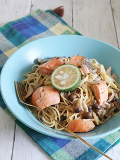 鮭としめじの和風ワンポットパスタ-レシピのメイン写真